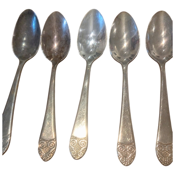 Waldorf Astoria Flatware Bundle - Picture 11 of 12